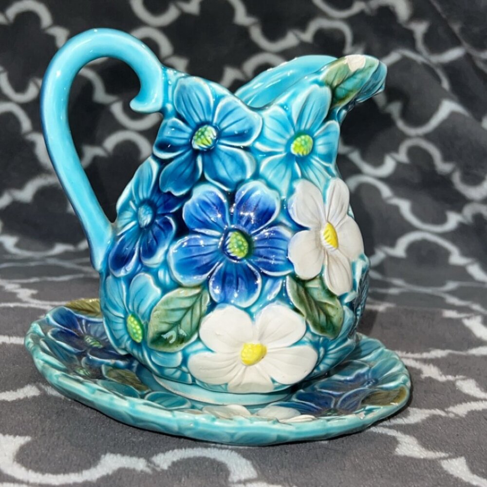 Vintage Relpo blue & white daisy planter pitcher creamer & plate #6263 floral